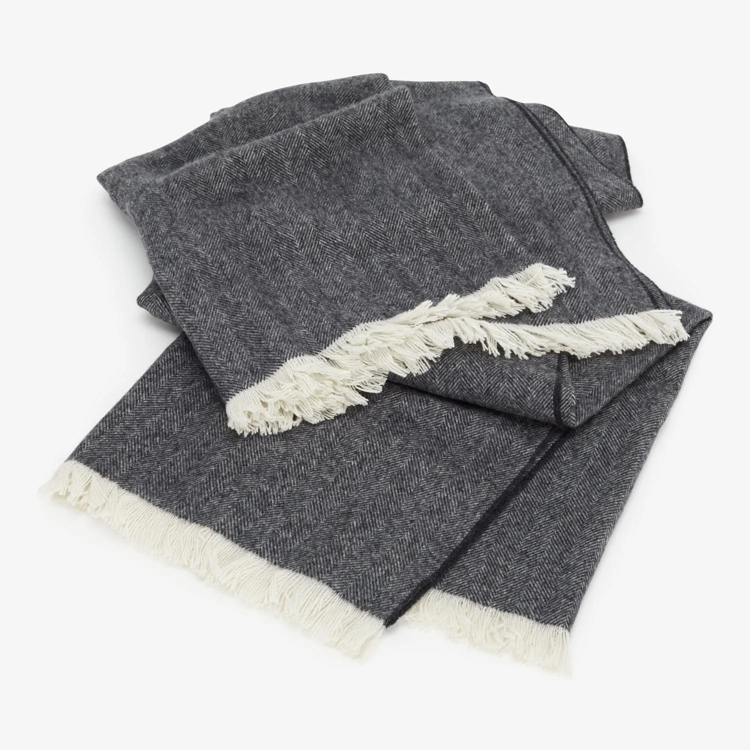 Alpi Throw