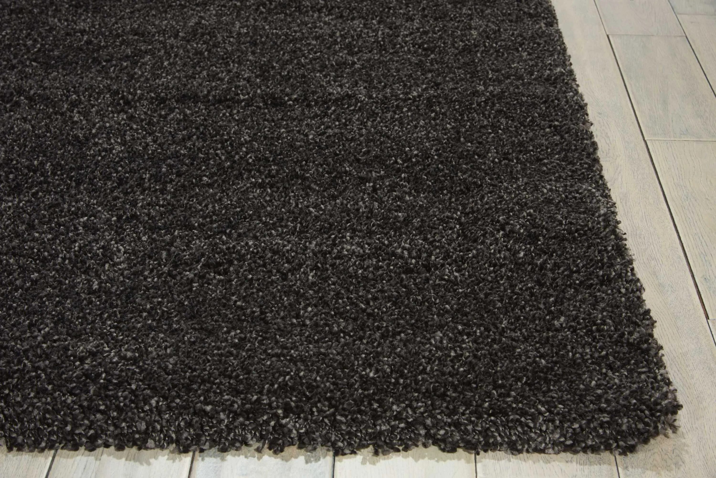 Amore Dark Grey Rug