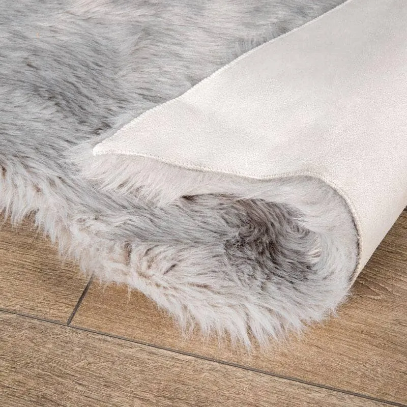 Auckland Silver Faux Fur Rug - 70x100cm