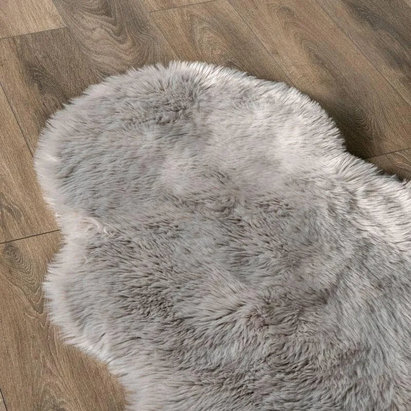 Auckland Silver Faux Fur Rug - 70x200cm