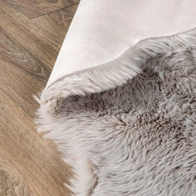 Auckland Silver Faux Fur Rug - 70x200cm