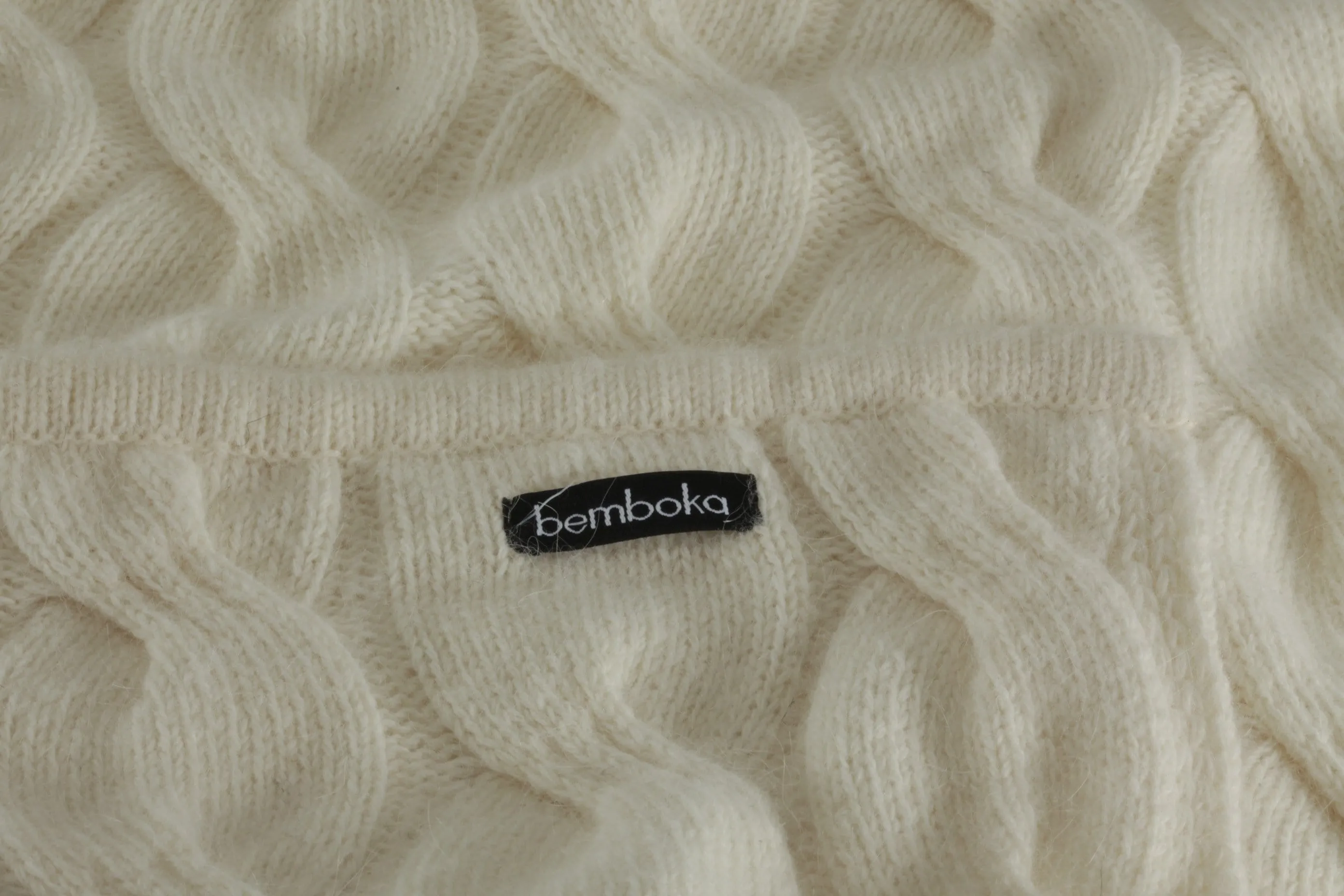 Bemboka Chunky Cable Angora & Merino Wool Throw - Pre-Shrunk