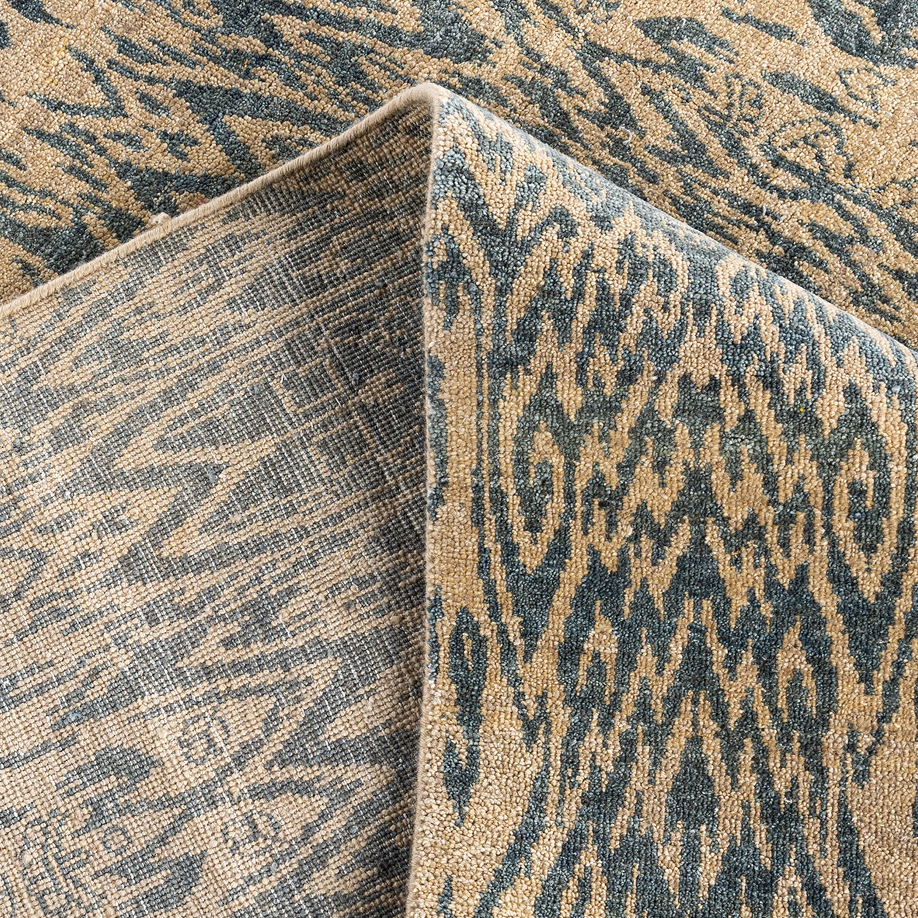 Blue Traditional Ikat Wool Rug - 7'10" x 10'1"