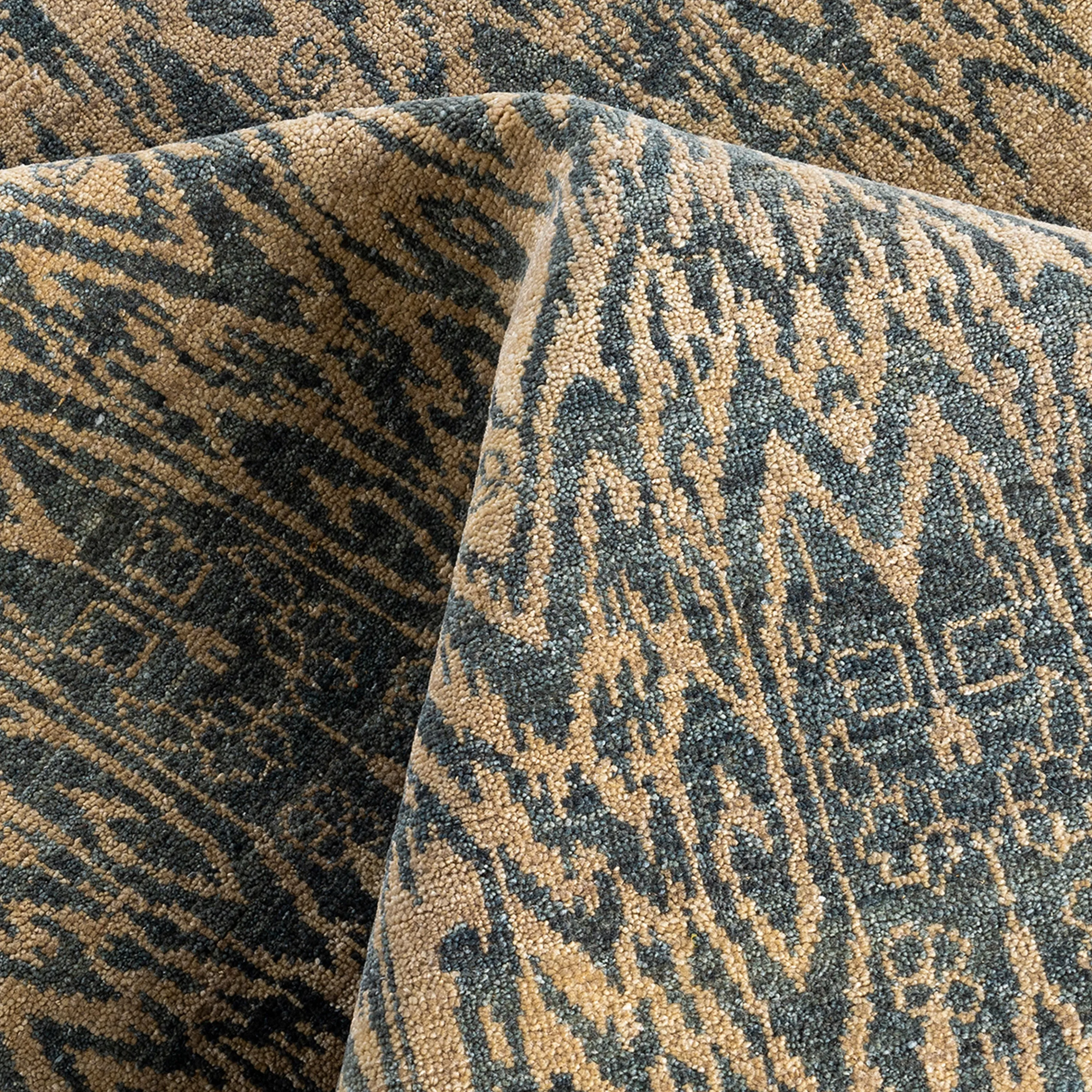 Blue Traditional Ikat Wool Rug - 7'10" x 10'1"