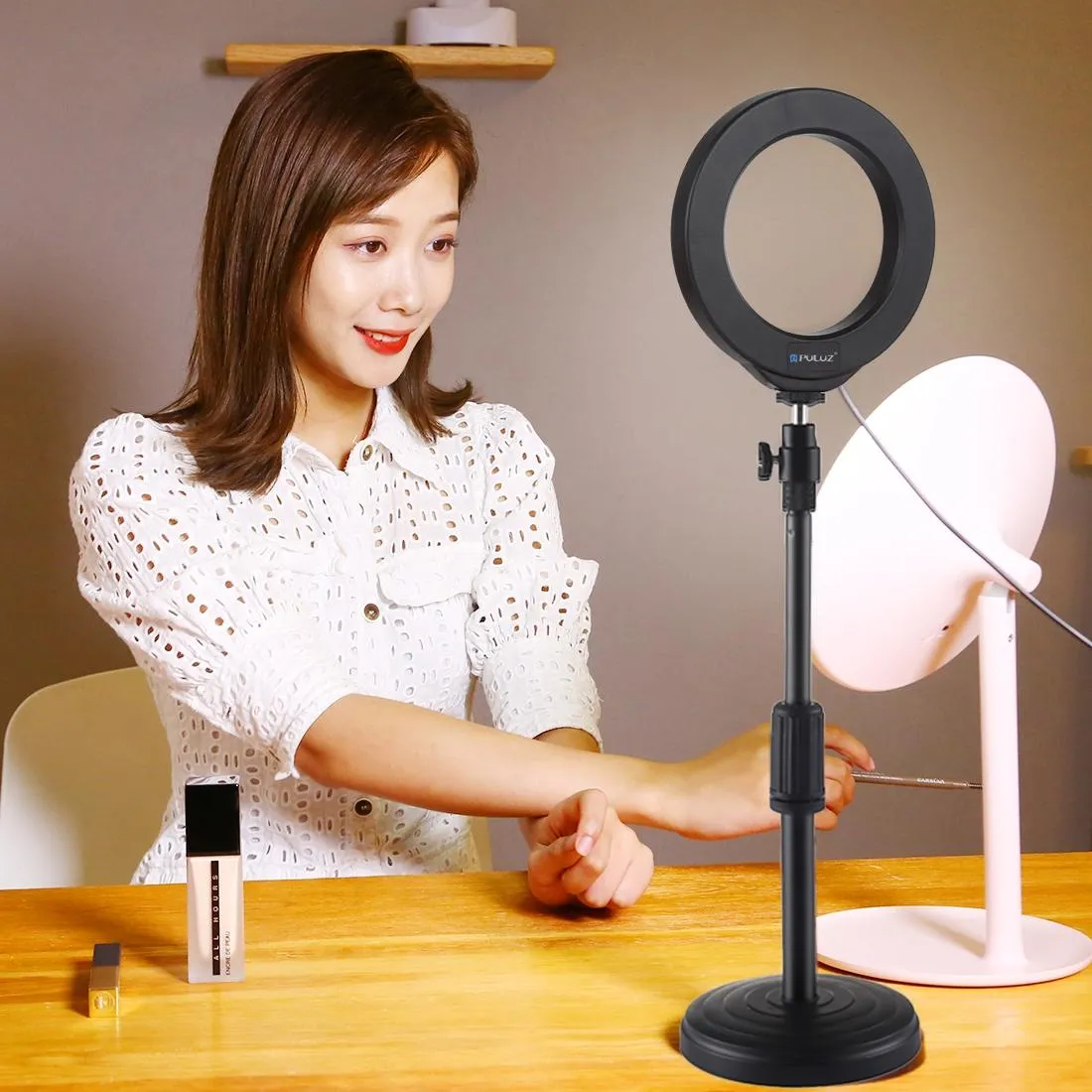 Curved Surface Ring Light with Usb 10 Modes 8 Colour Rgbw Cold Shoe Tripod Black
