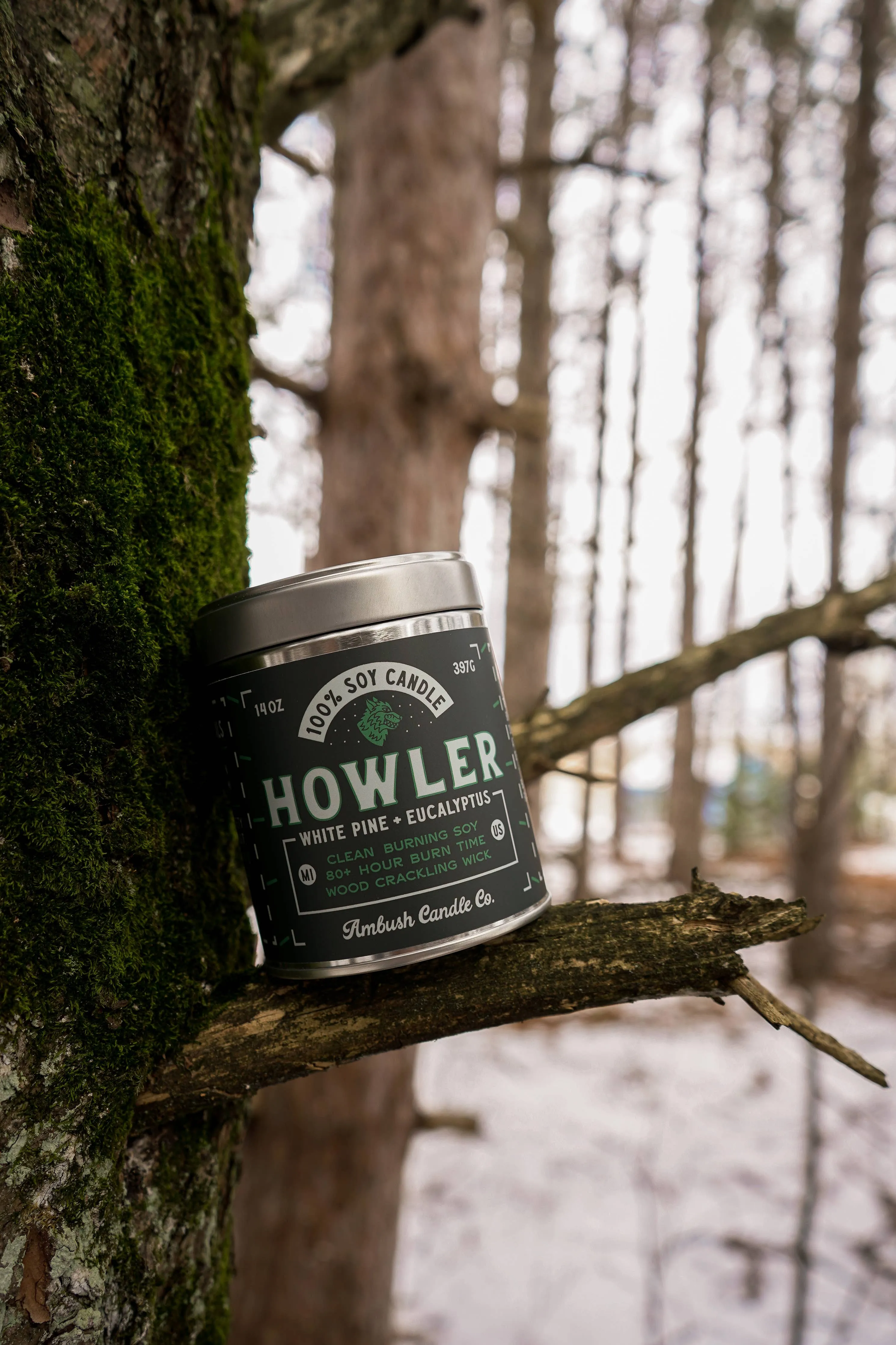 Howler | White Pine   Eucalyptus 14oz Soy Candle