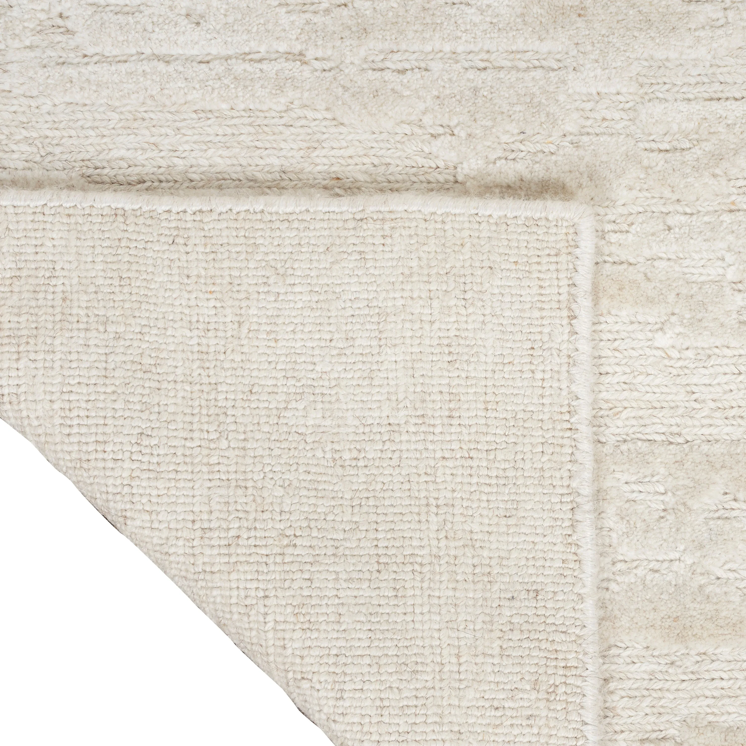 Ivory Essentials Contemporary Wool Luxcelle Blend Rug