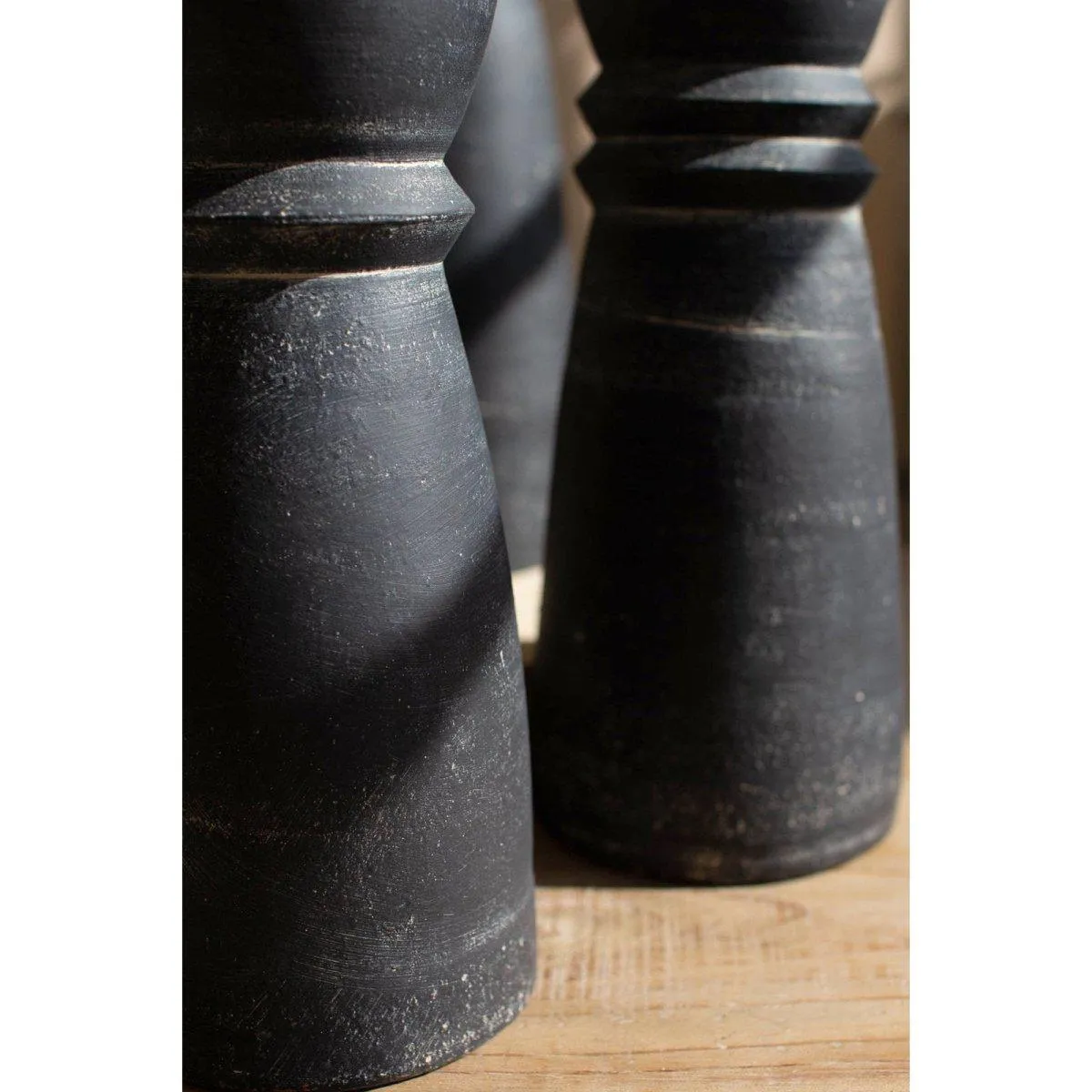 Kalalou - SET OF FIVE BLACK CLAY TAPER HOLDERS - H4292