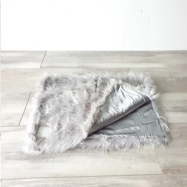 L'amour Faux Fur Dog Blanket - Polar Grey