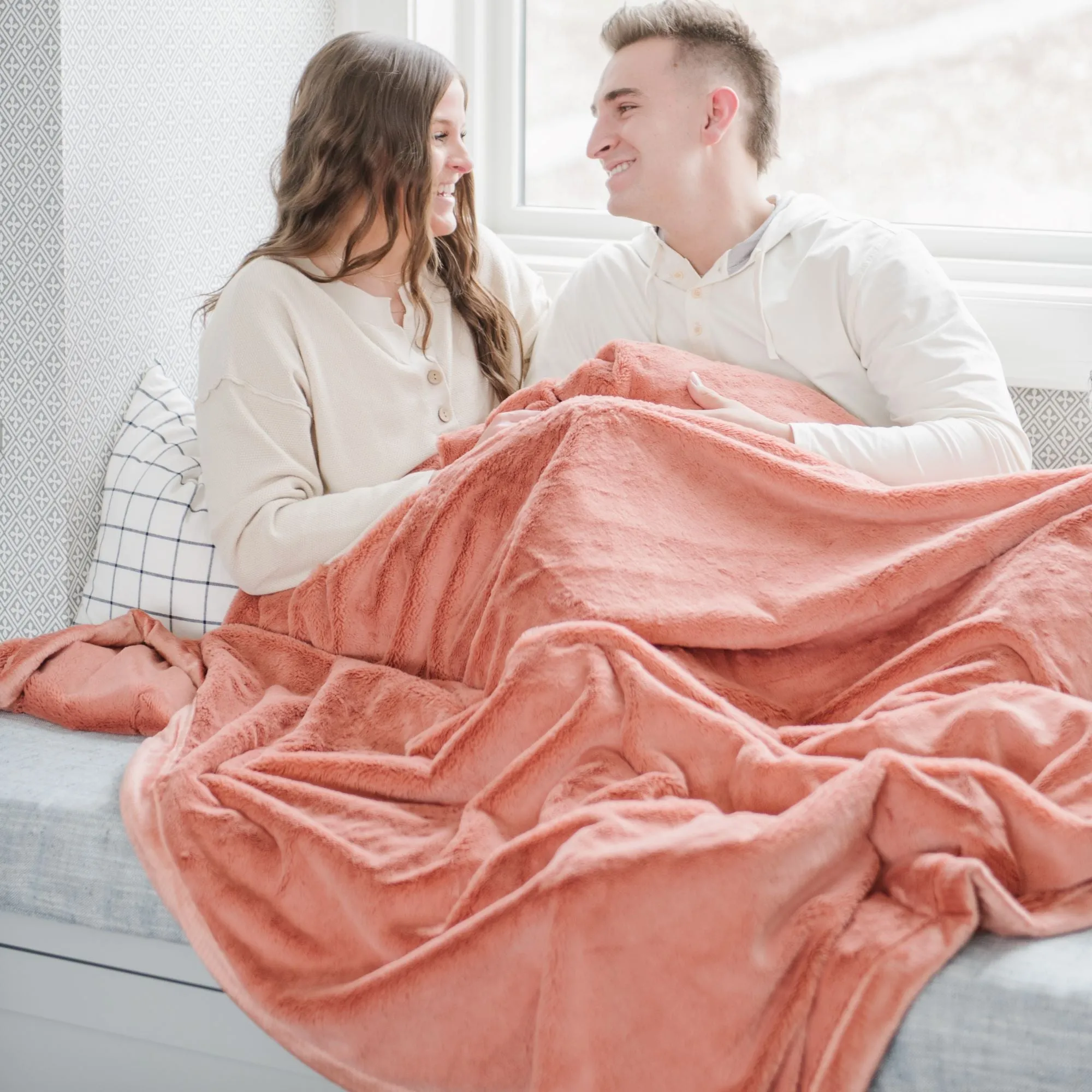 LUSH XL BLANKETS