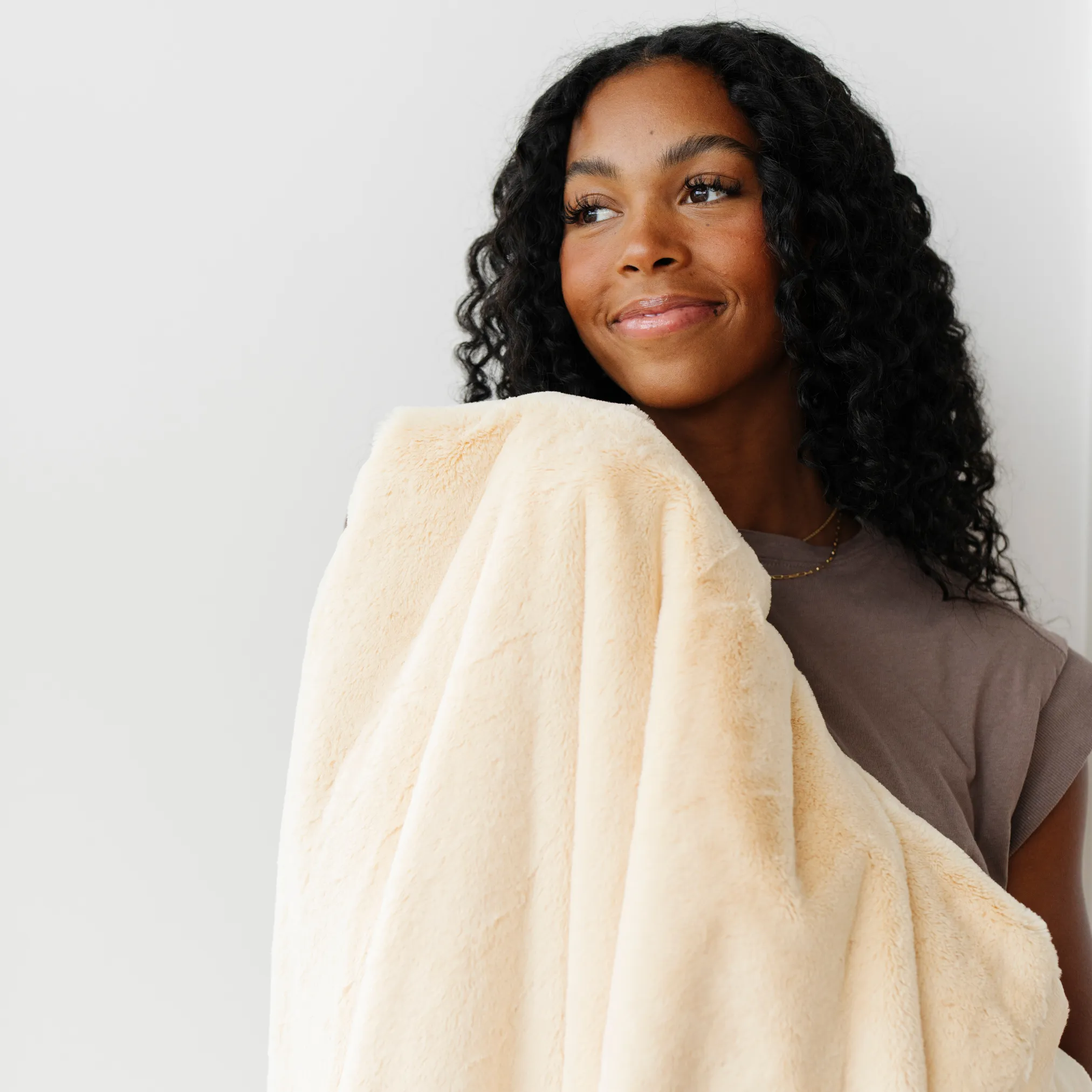 LUSH XL BLANKETS