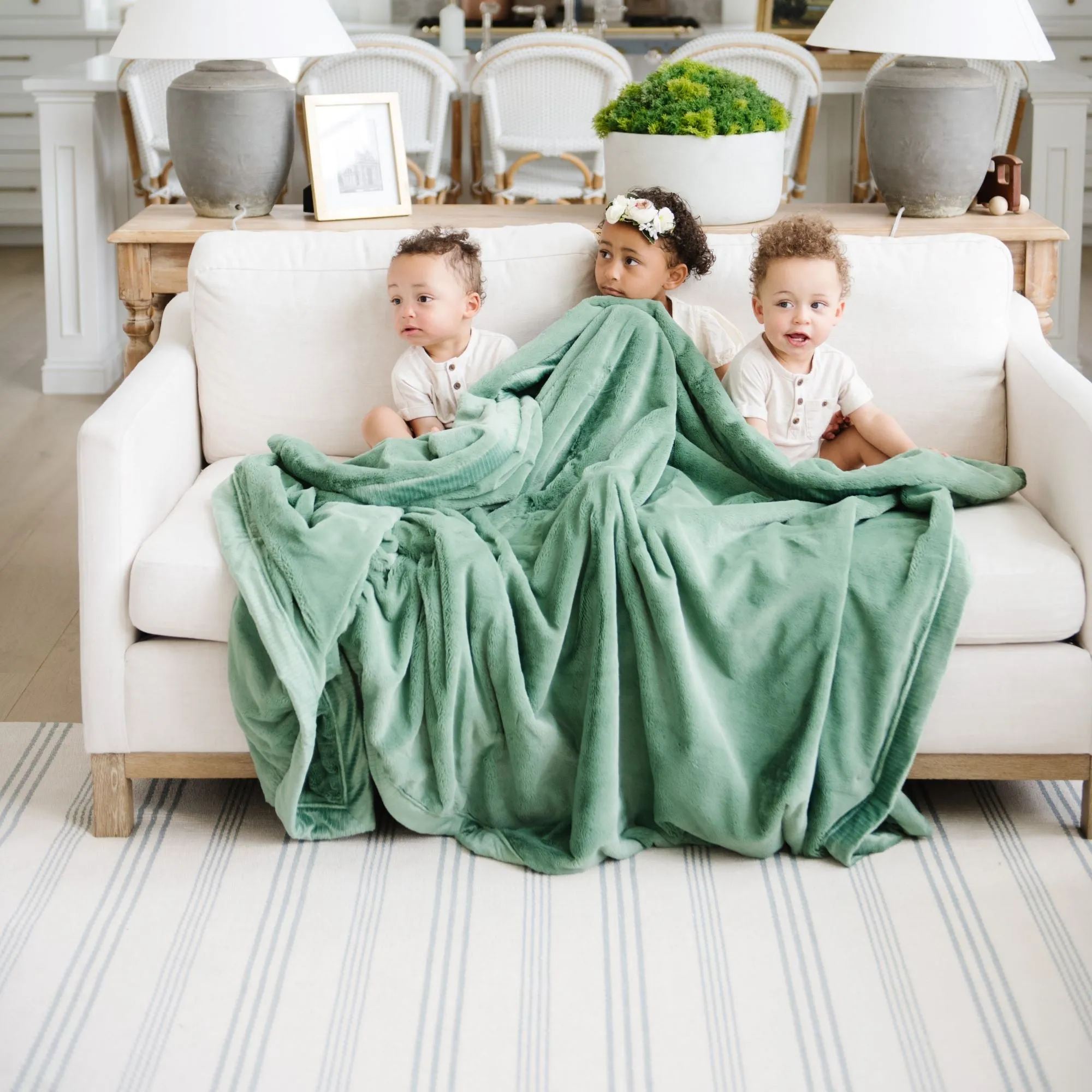 LUSH XL BLANKETS