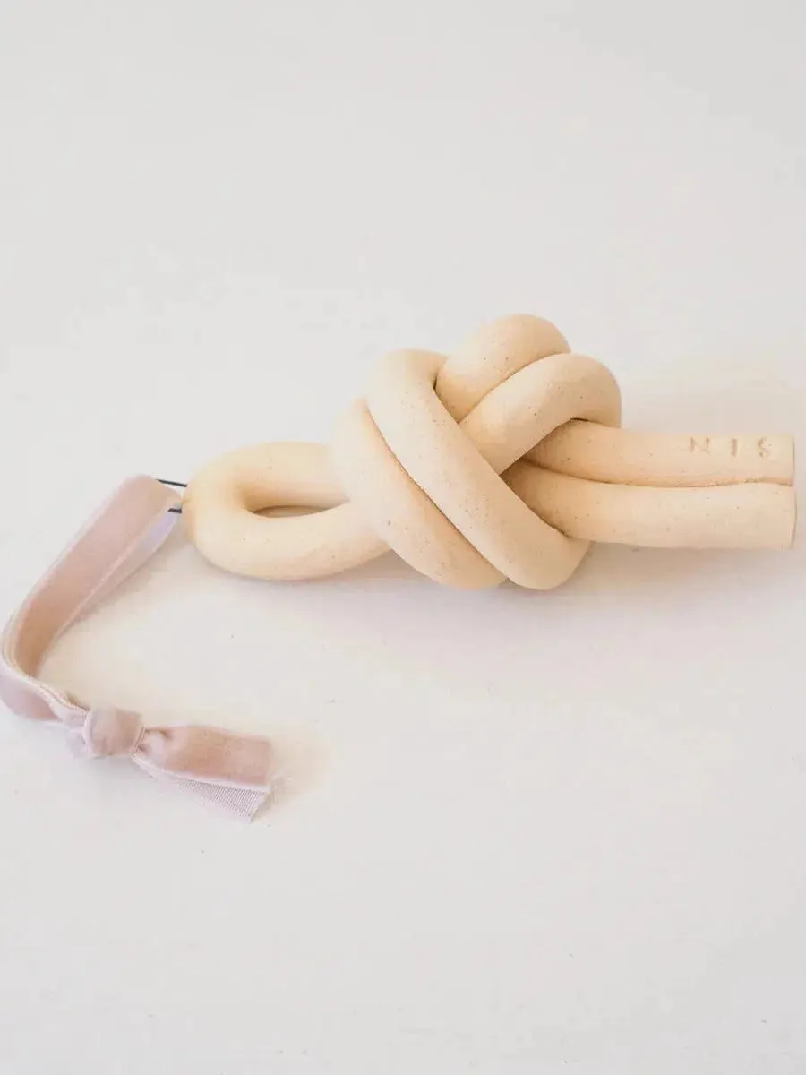 Marin Ornament Overhand Knot