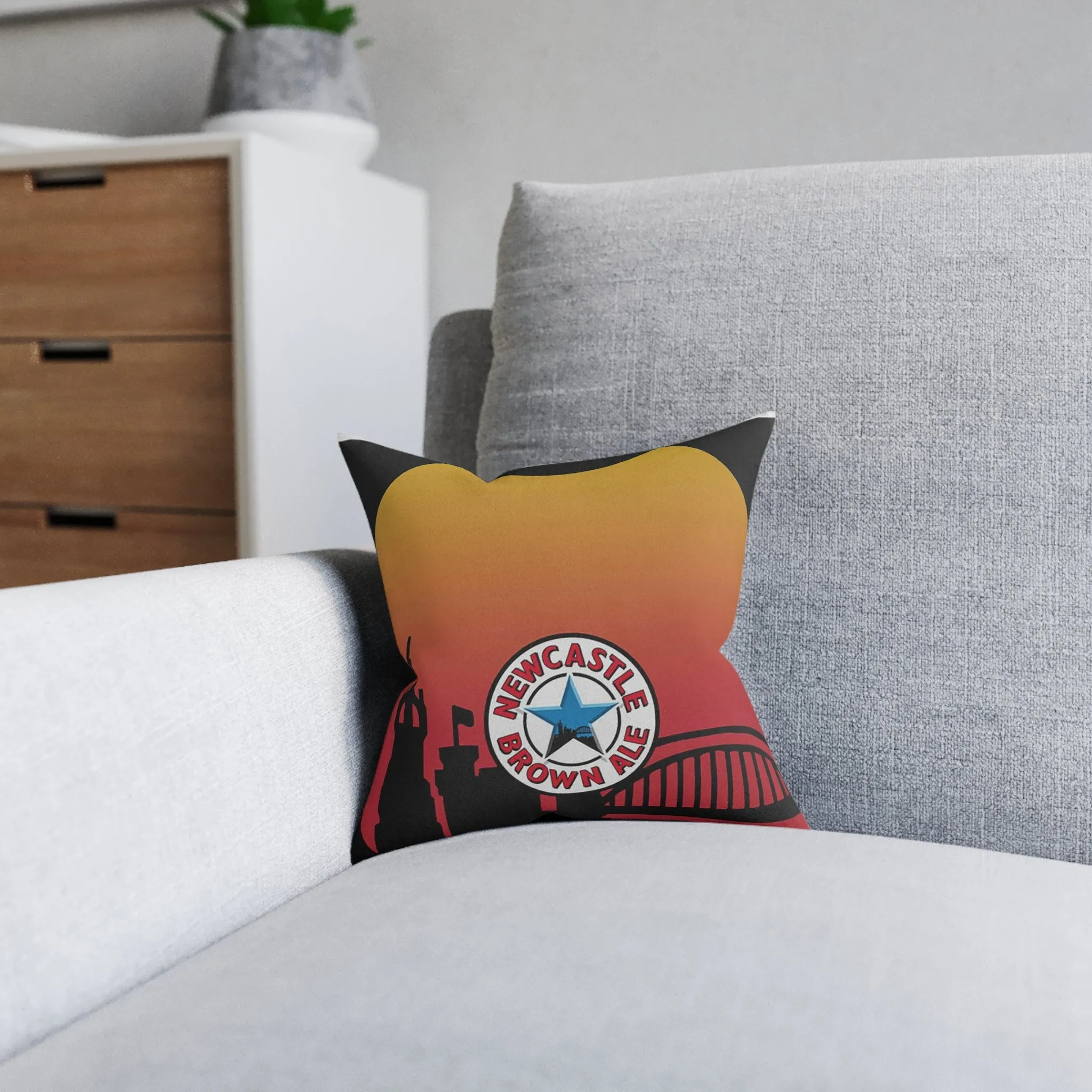 Newcastle Retro GK Kit 96/97 - Square Pillow
