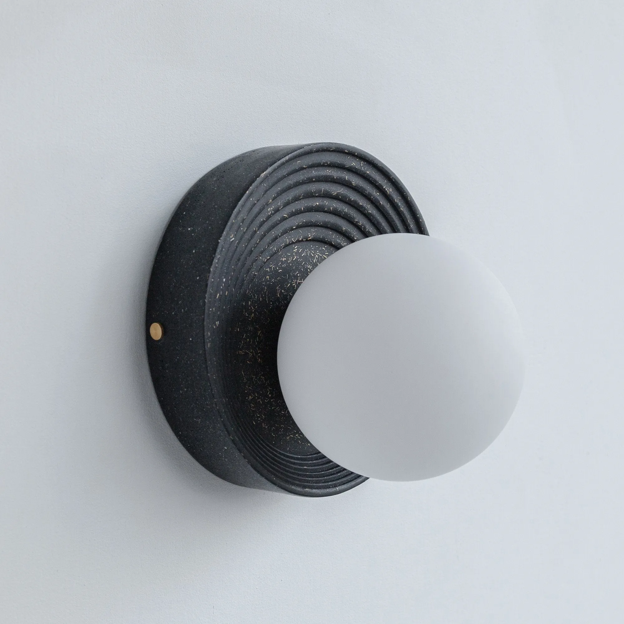 "Solas" Wall Light