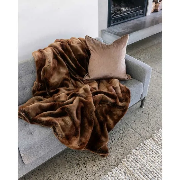 Red  Lemur Throw (Faux Fur)