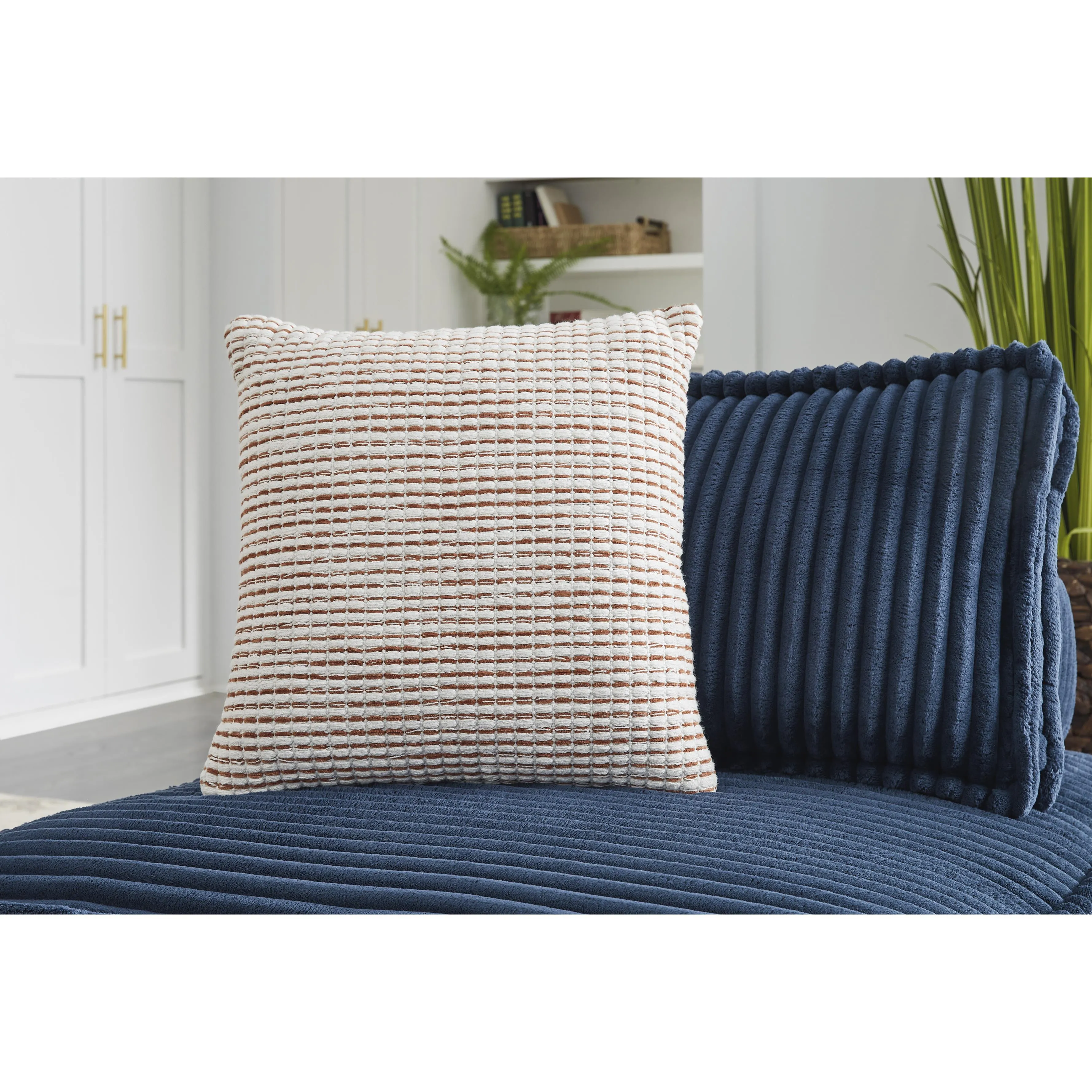 Signature Design by Ashley Nashlin A1001038 Pillow