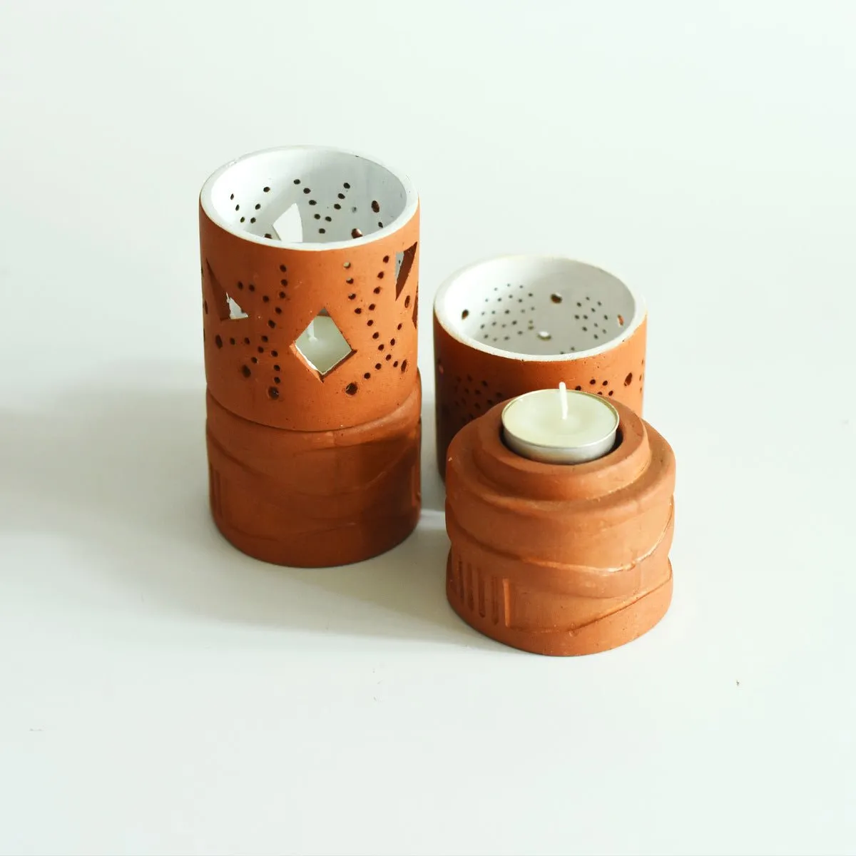 Straw 0.3 Candle Holders with 2 Free Soywax Tealights
