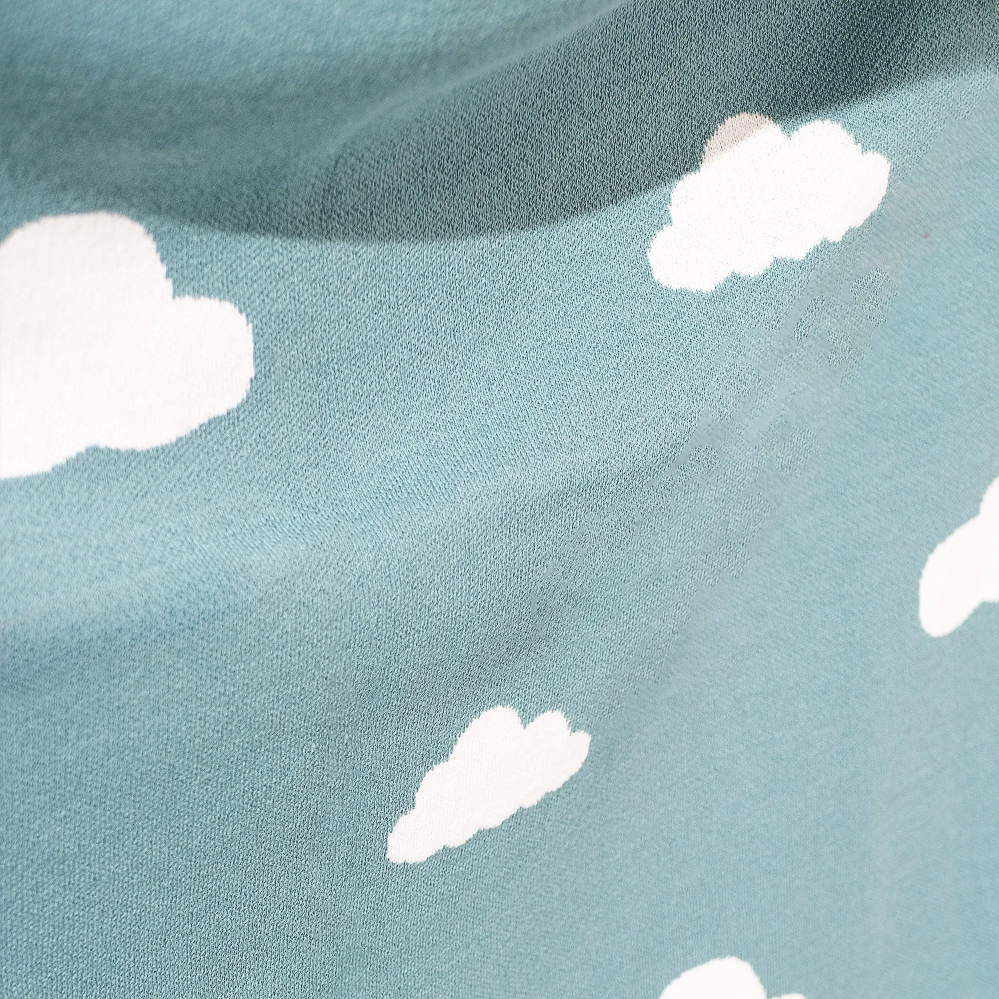 Throw / Blanket - Knitted Cloud Blue