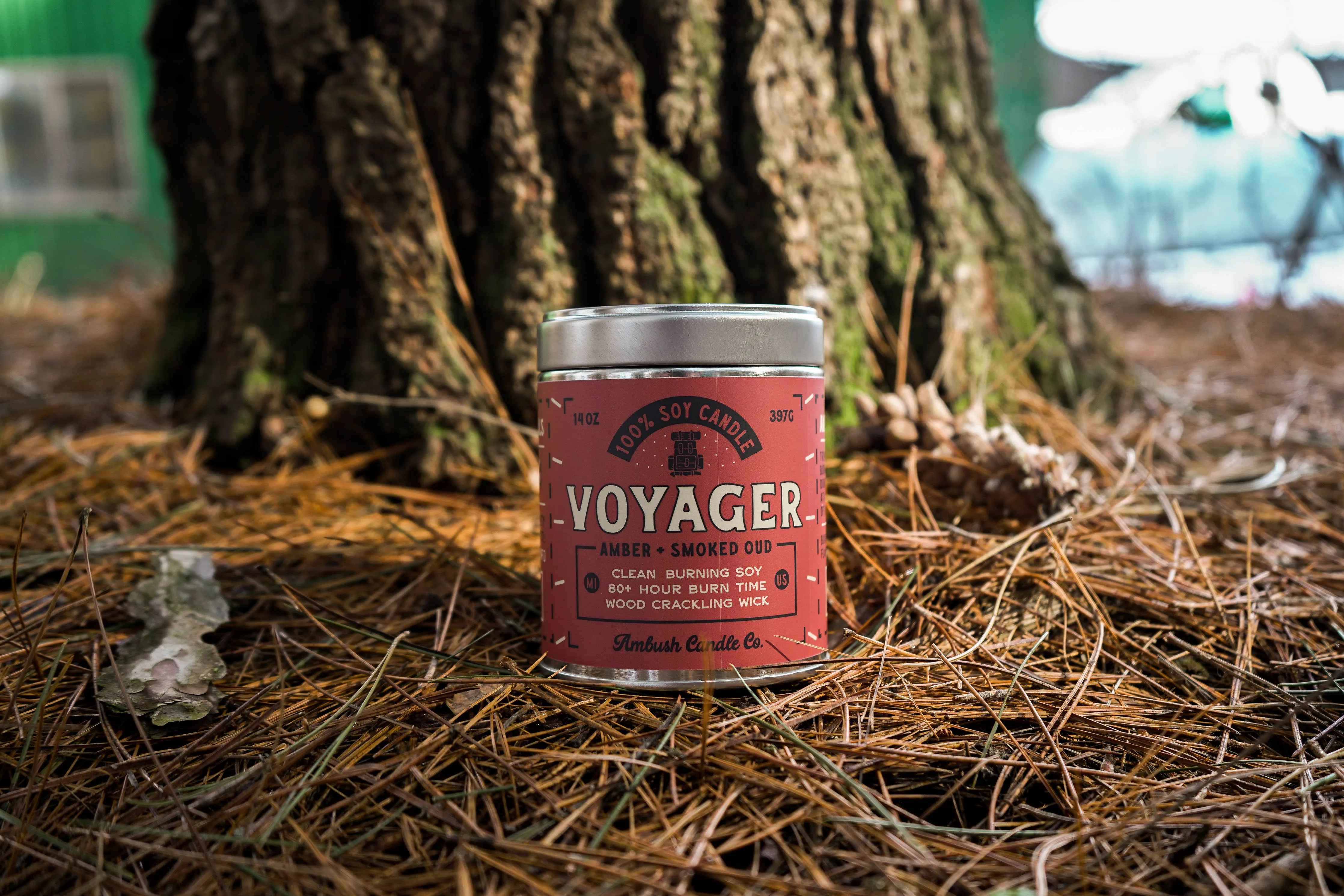 Voyager | Amber   Smoked Oud 14oz Soy Candle