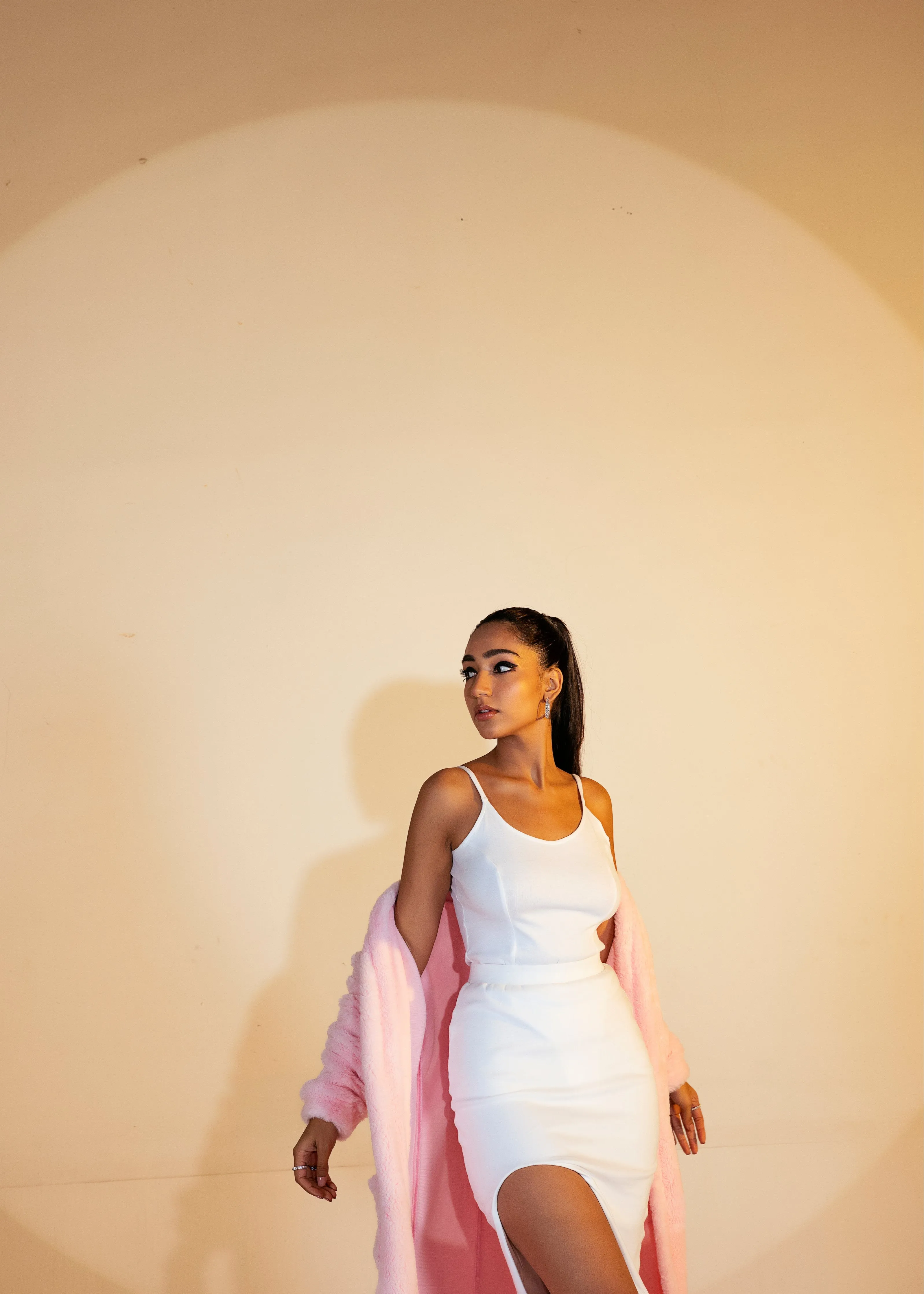 Yolanda White and Pink Rib   Faux Fur Lounge Set